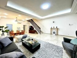 Fowlie Road (D15), Terrace #560680511